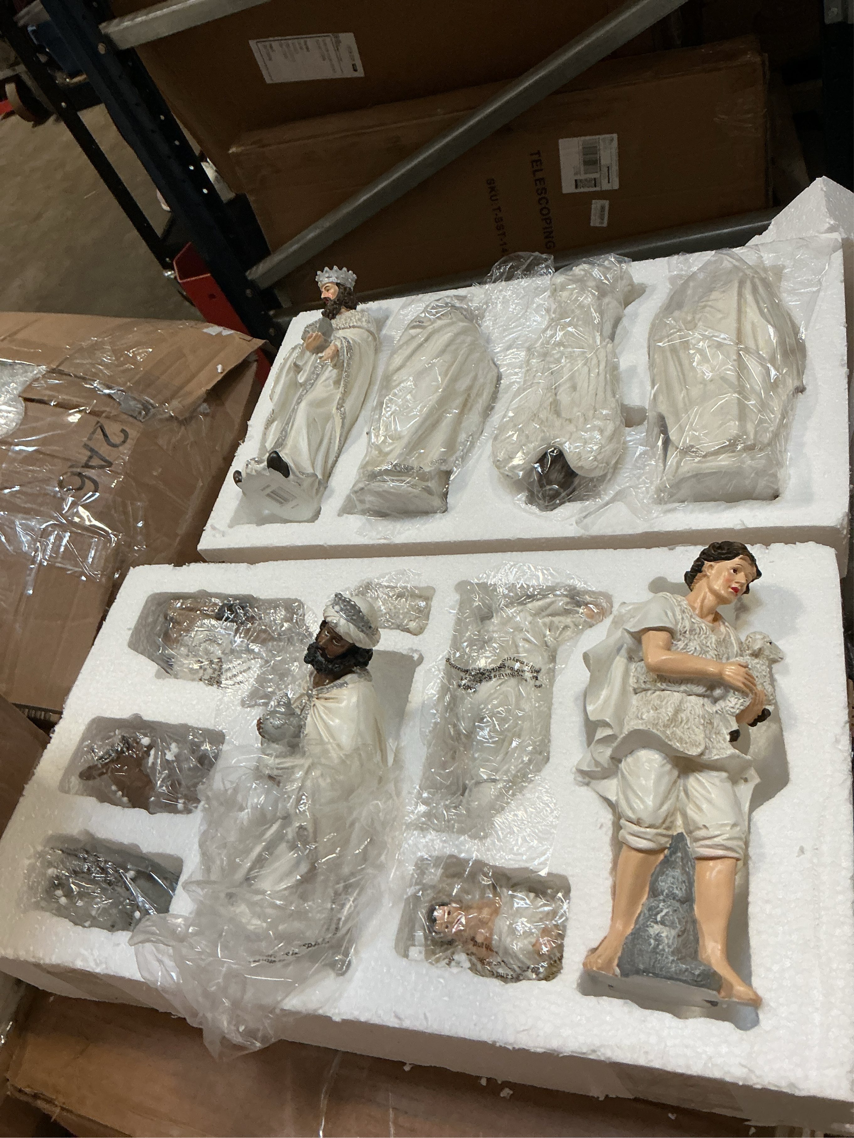 Glitzhome 12Pcs Ivory Resin Nativity Figurines Set Christmas Nativity Sets Tabletop Scenes Ornaments Xmas Nativity Collectible Figurines Indoor Decor Miniatures Statues Figures10.00 x 26.00