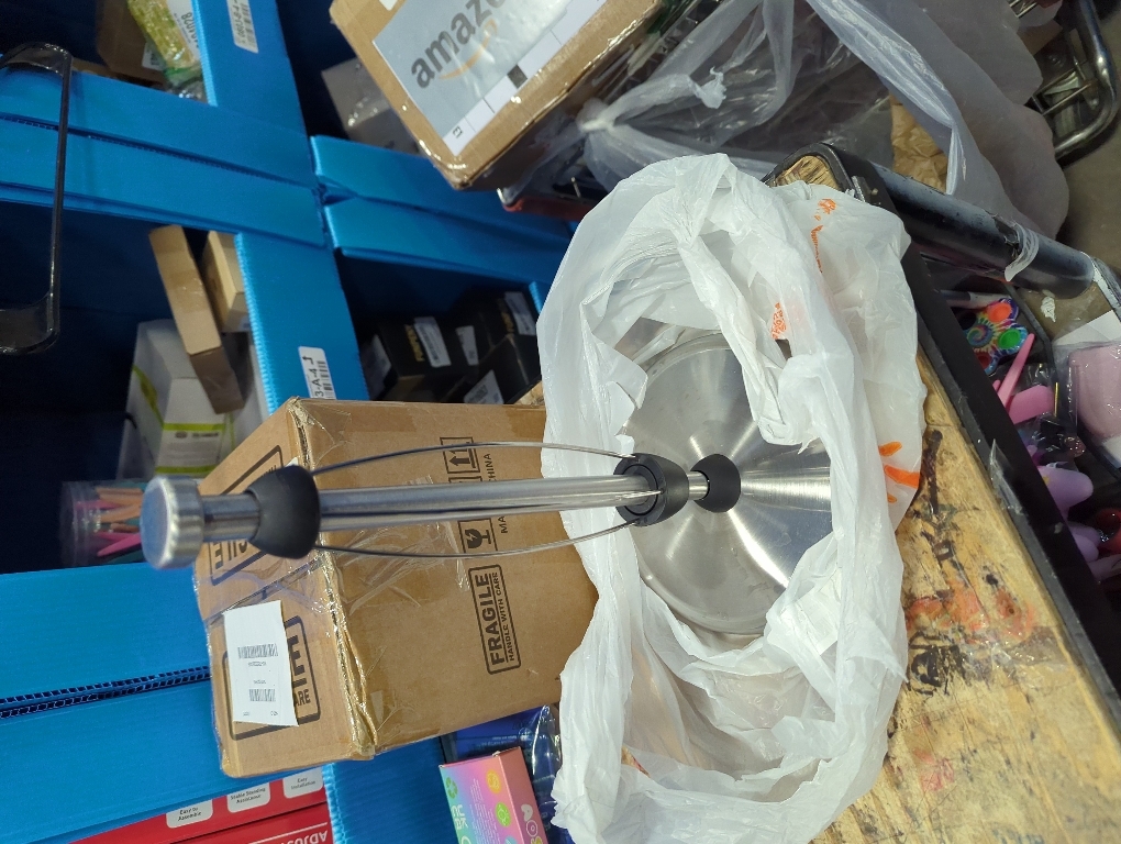 Paper Towel Holder Countertop, One-Handed Tear, Stainless Steel, Weighted Base, Silver, Paper Towel Roll Holder Stand with Ratchet Mechanism for Kitchen Bathroom Farmhouse Essentials Decor Accessories