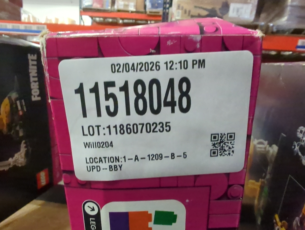 LEGO Fortnite Peely Bone Collectible Kit for Adults, 414 pcs.