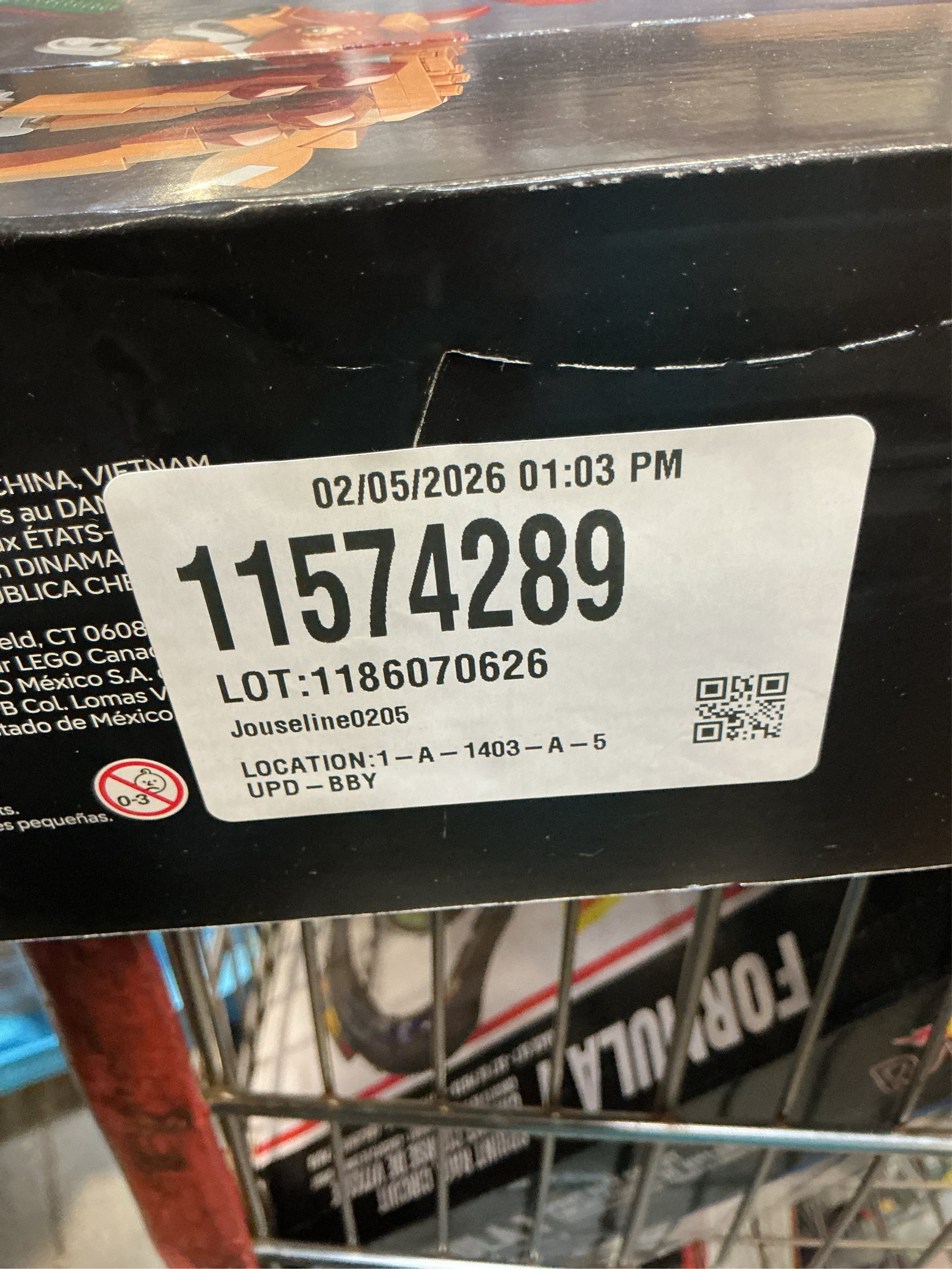 LEGO Ideas Twilight The Cullen House - Collectible Set for Adults 18  - DIY Fantasy Craft for Book Lovers - Edward, Bella, Jacob   4 More Minifigures - Gift Idea for Fans of the Movies - 21354