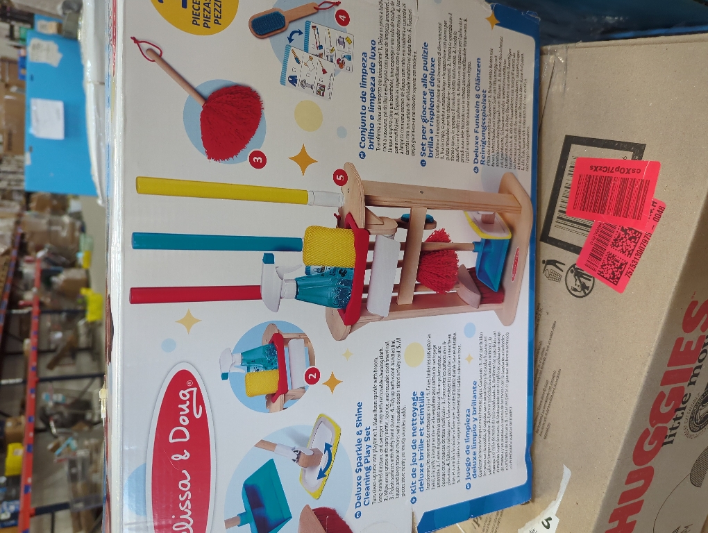 Melissa & Doug Deluxe Sparkle and Shine Cleaning Play Set