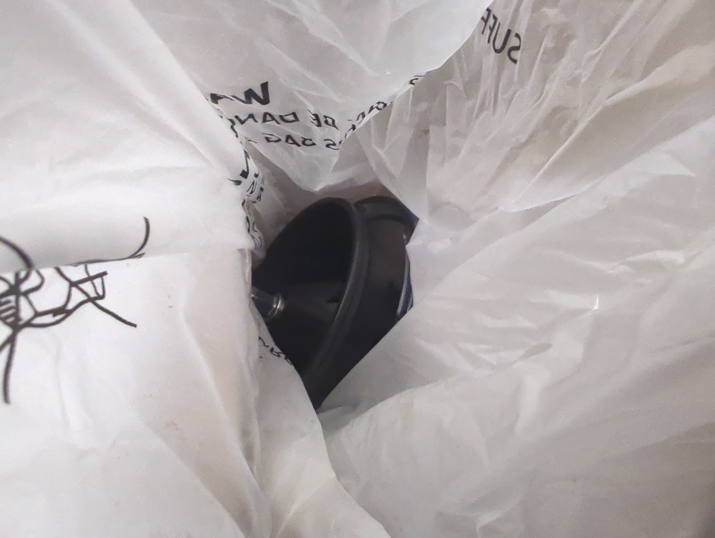 Cold Press Juicer, Zasmira Juicer Machines with Large Feeding Chute, Powerful Slow Juicer with Pulp Seperation, 99.6% Juice Purity, Easy to Clean, White