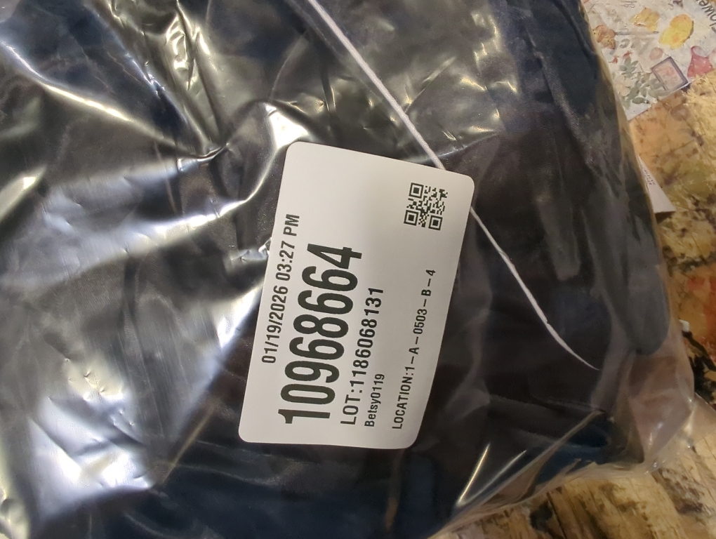 SOZE M...Ekouaer Women Satin Pajamas Set Classic Button Down Long Pjs Set