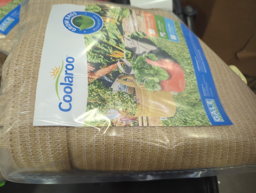 Coolaroo 2-Pack 5 Gallon Heavy Duty Plant/Vegetable/Herb/Fruit Breathable Fabric Grow Planter Pot Bags with Handles, Desert Sand