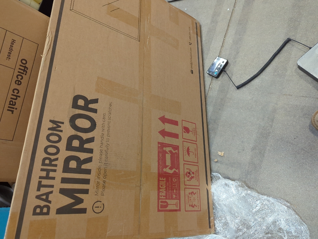 TokeShimi 24x36 Beveled Wall Mirror Decorative, Bathroom Vanity Mirrored with 1 Beveled Edge, Shatterproof Modern Frameless Mirror Bathroom Rectangle for Living Room, Entryway, Restroom