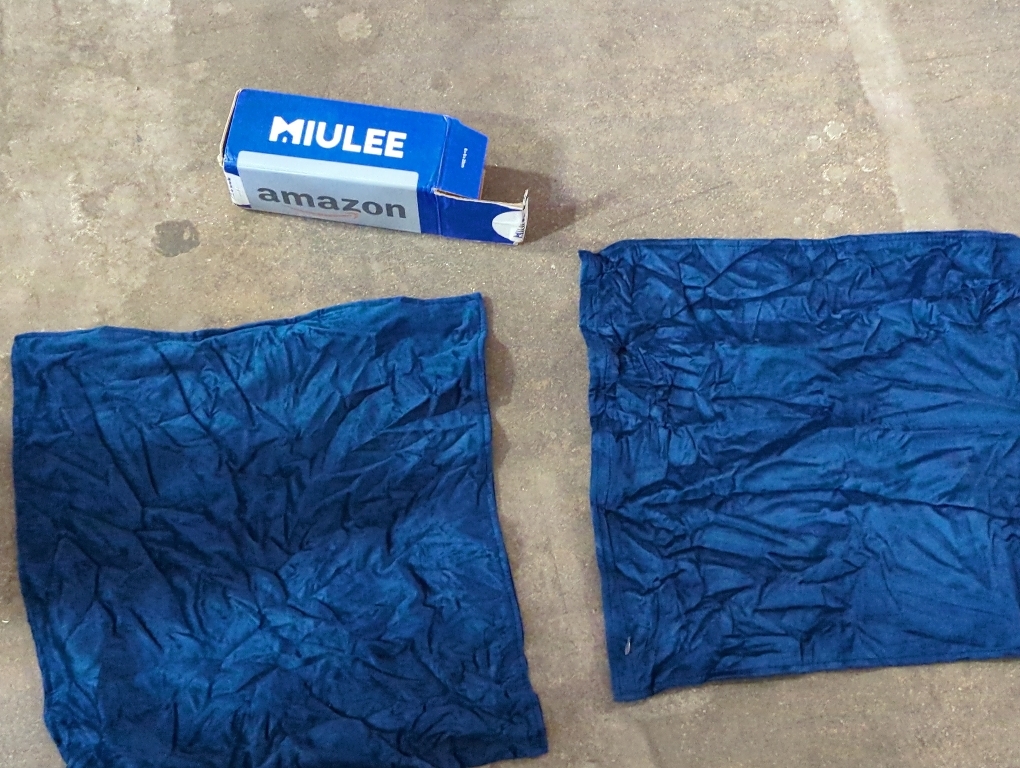 MIULEE Decorative Throw Pillow Covers, Navy Blue