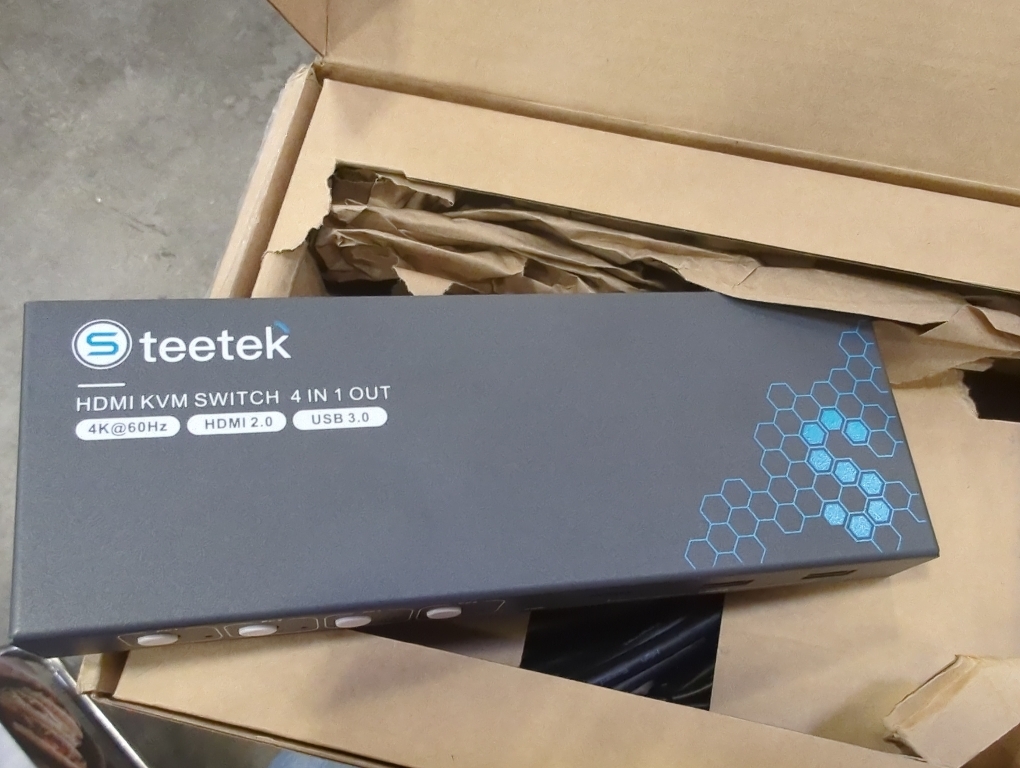 USB 3.0 HDMI KVM Switch 1 Monitors 4 Computers, 4K@60Hz KVM Switches for 4 Computers Sharing Monitor Keyboard Mouse Hard Drives Printer, with EDID Adaptive,1 HDMI Cable and 4 USB Cable