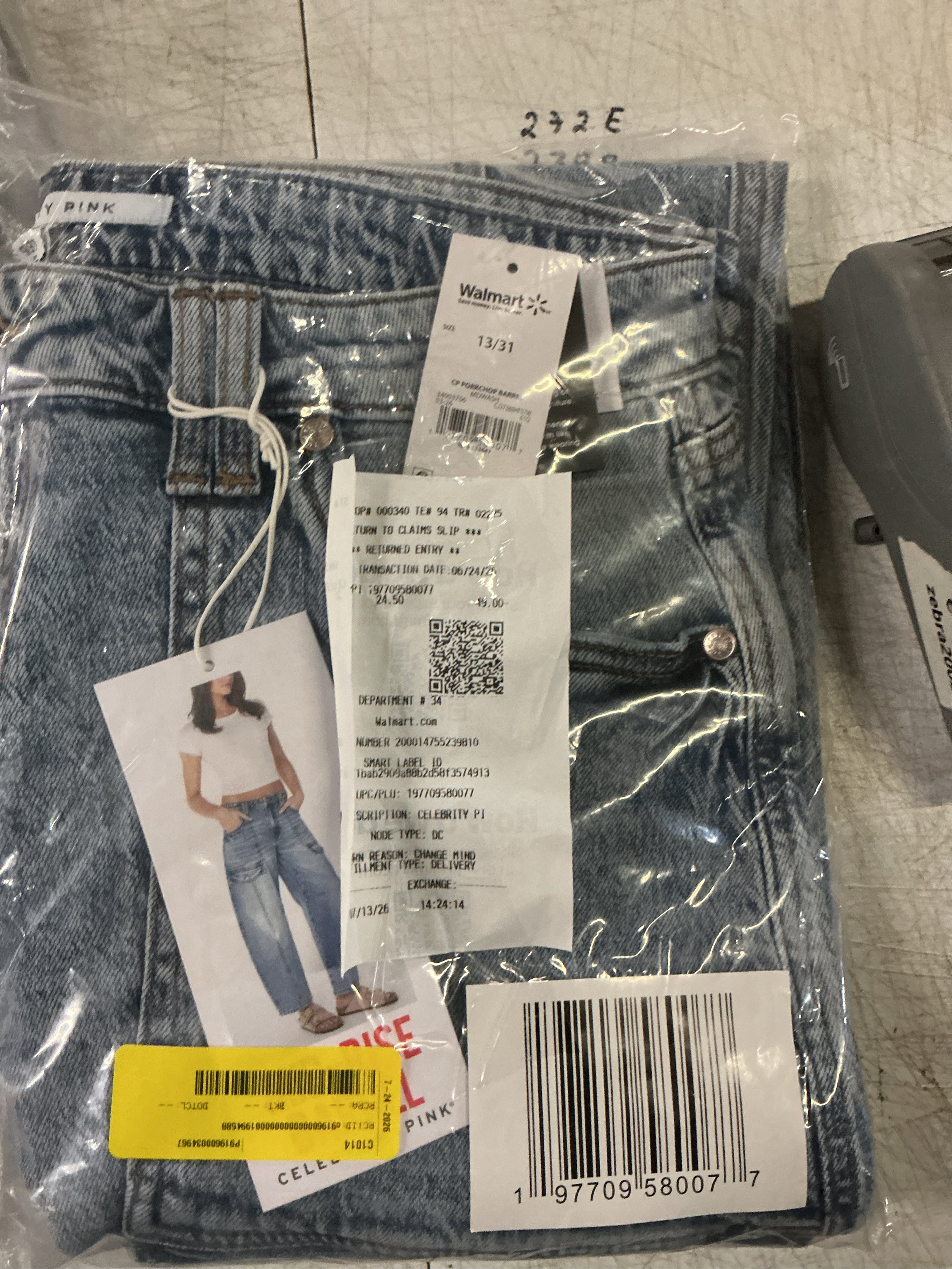 https://s3.us-central-1.wasabisys.com/manyfastscan-photos/ca2ea839-f426-458d-bde4-acc2ce79b204.jpg