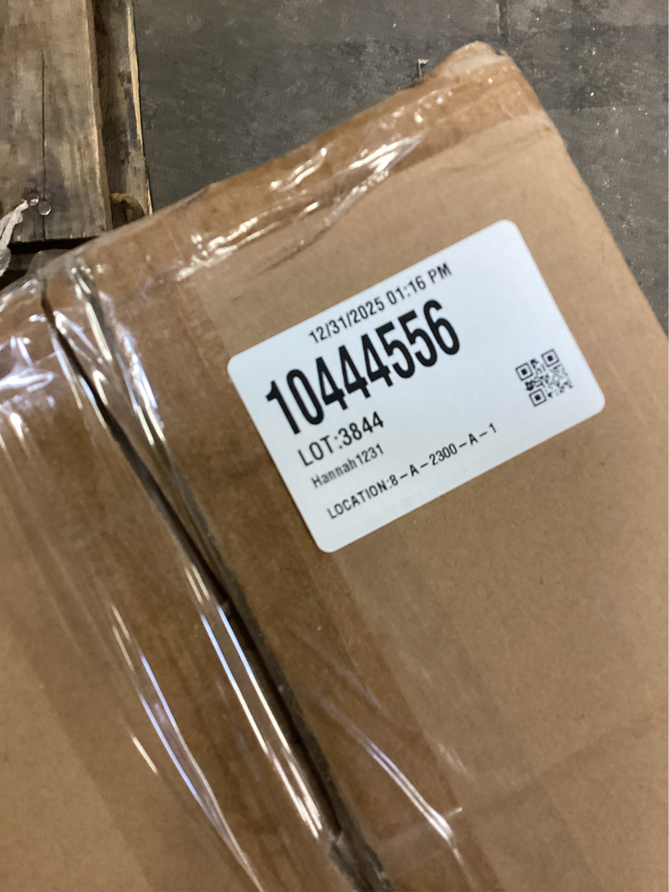 XILICON Black Dining Room Chandeliers Lighting Fixture Linear Pendant Modern 4-Light with Glass Shades Vintage Farmhouse Ceiling Light Hanging for Kitchen Island Cafe Bar