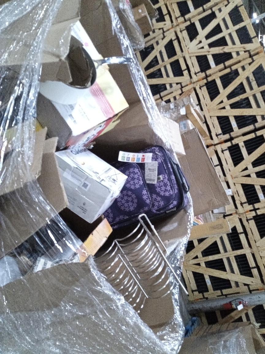 General Merchandise Unscannable Mixed Returns Pallet