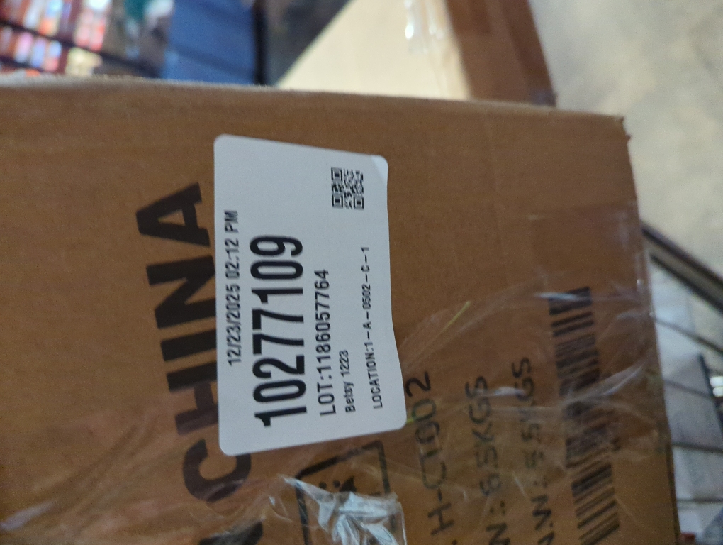 Poen 35 Inches Wall Mounted Christmas Tree - Artificial Xmas Tree with 50 LED Lights and Battery Case - Lighted Wall Decor for Home, Office, Apartment, Party Decorations