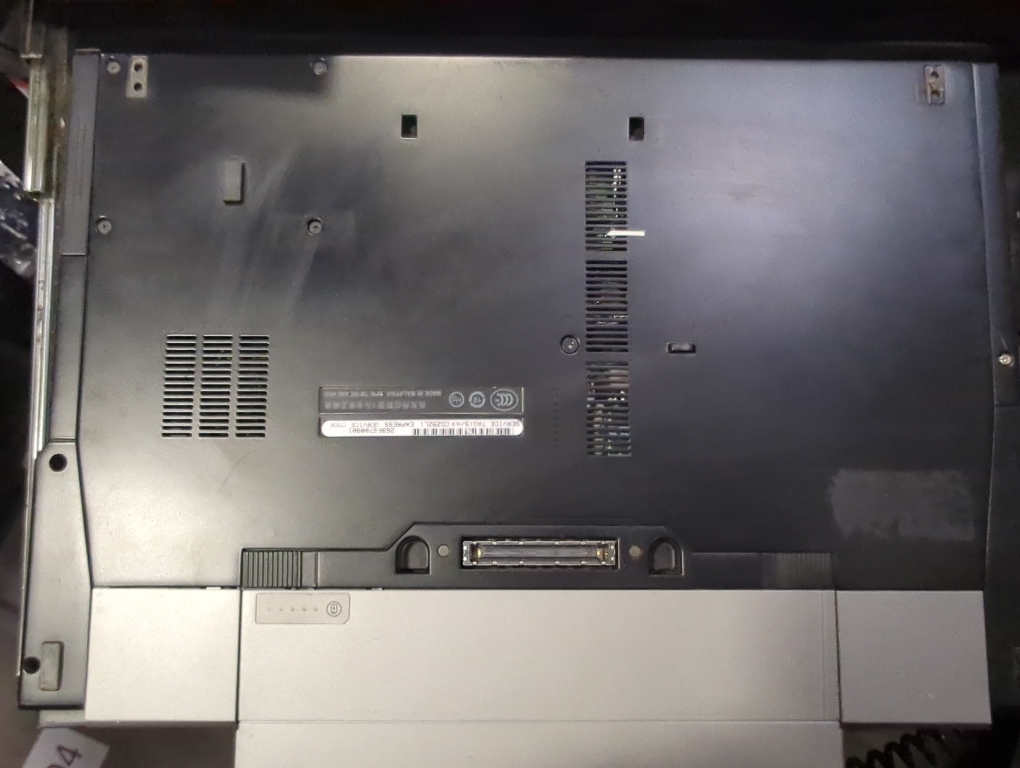 DELL LATITUDE E6500 With Charger