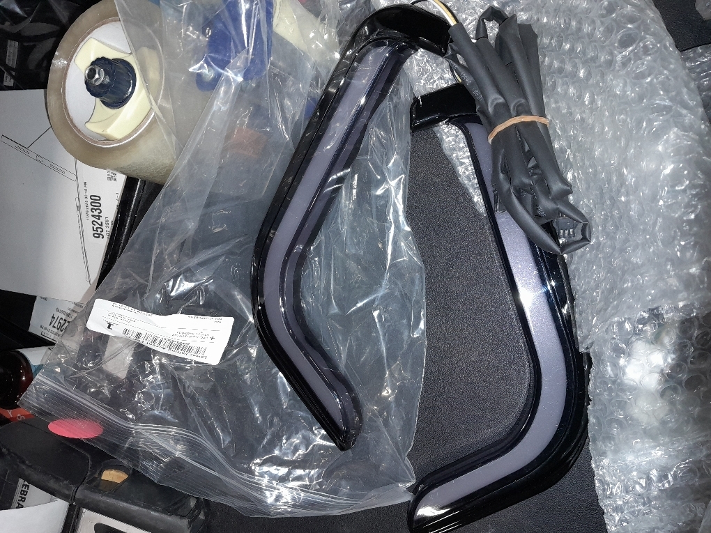 LED Lower Fairing Accent Lights Running Turn Signal Lamps Fit For Harley Touring Electra Street Road Glide Tri Glide 2006–2013 Black