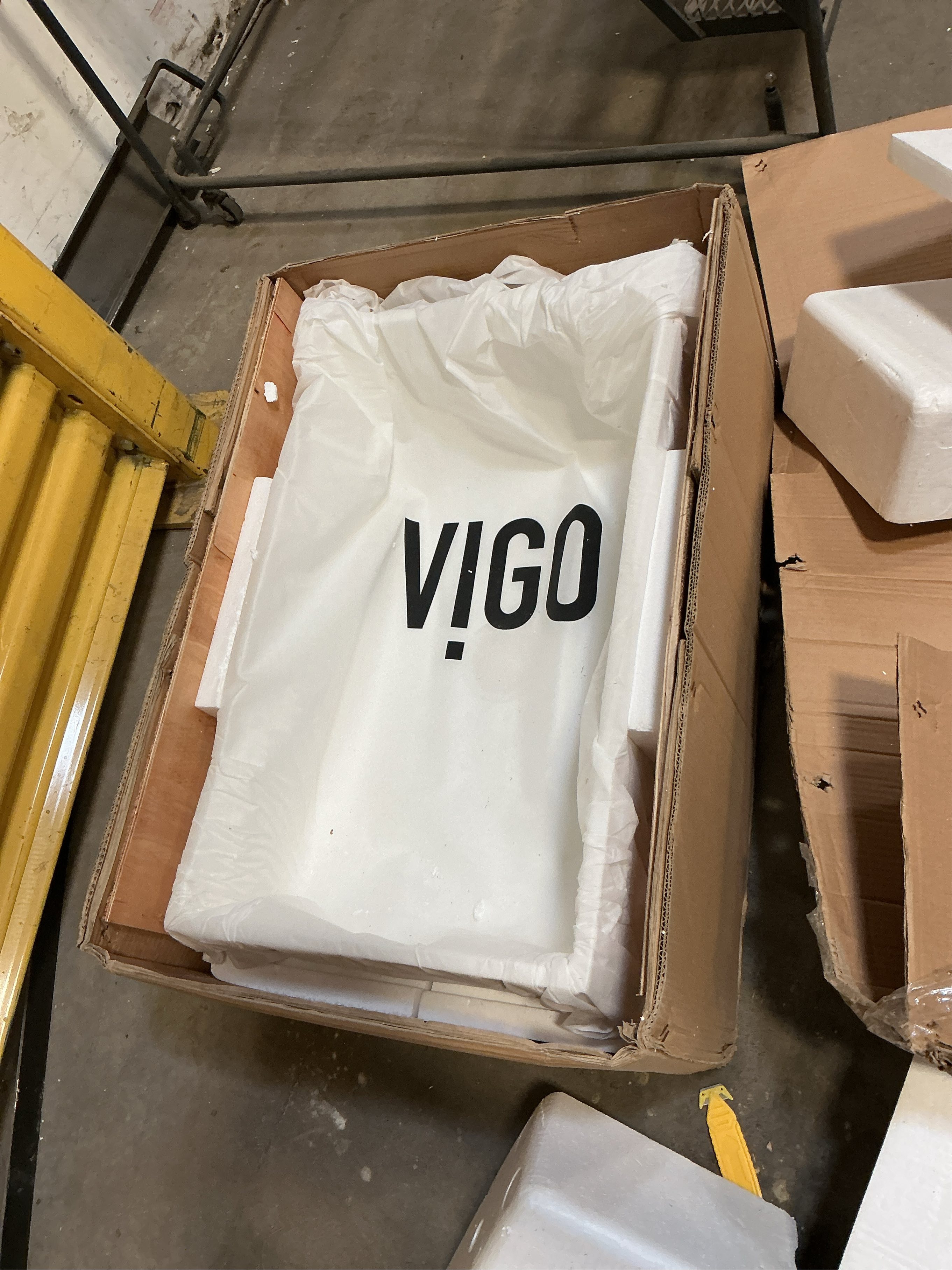 Matte Stone White Composite 30 in. Single Bowl Farmhouse Apron-Front Square Kitchen Sink with Strainer