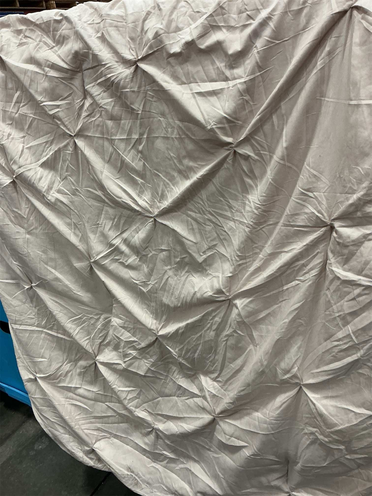 Bedsure Queen Comforter Set Linen - Bed in a Bag Queen Size Bedding 7 Pieces, GentleSoft™ Pintuck Bed Set Gift for Family, Pinch Pleat All Season Comforter with Sheets, Pillowcases & Shams