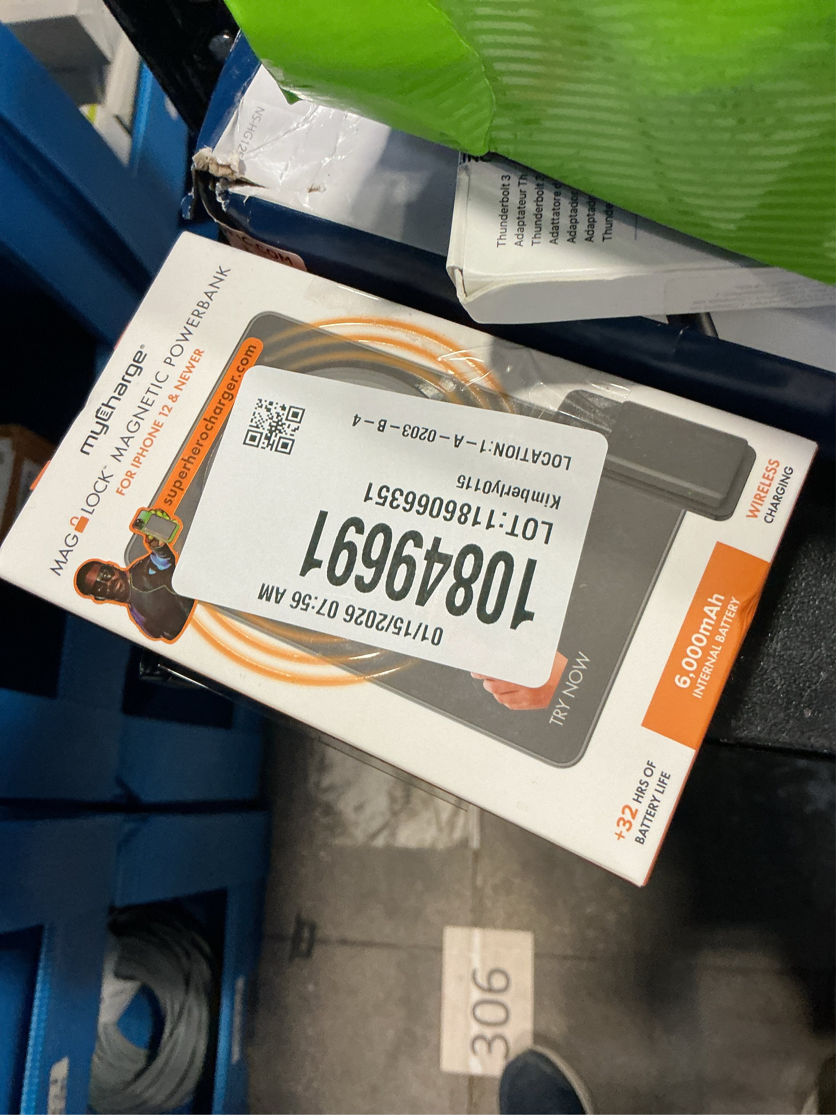 myCharge Maglock 6k 6000mAh/12W Wireless Charger   USB-C Port Power Bank – Graphite Gray