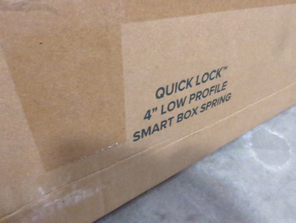 ZINUS Quick Lock Metal Smart Box Spring, 4 Inch Mattress Foundation, Strong Metal Structure, Easy Assembly, Full, White