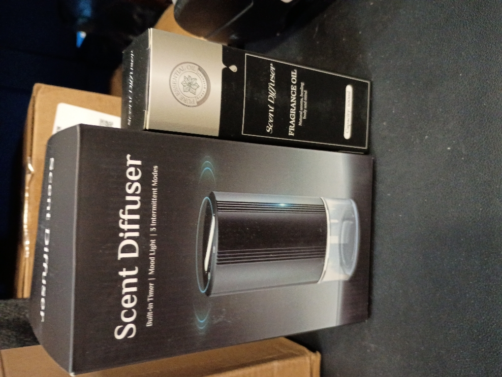 Waterless Essential Oil Diffuser with 100ml of Pure Essential Oil, Mini Scent Air Diffuser with 7 Color Lights, 100ml Large Capacity CarDiffuser, 3 Timers & 3Mist Levelsfor Home, Car, Office