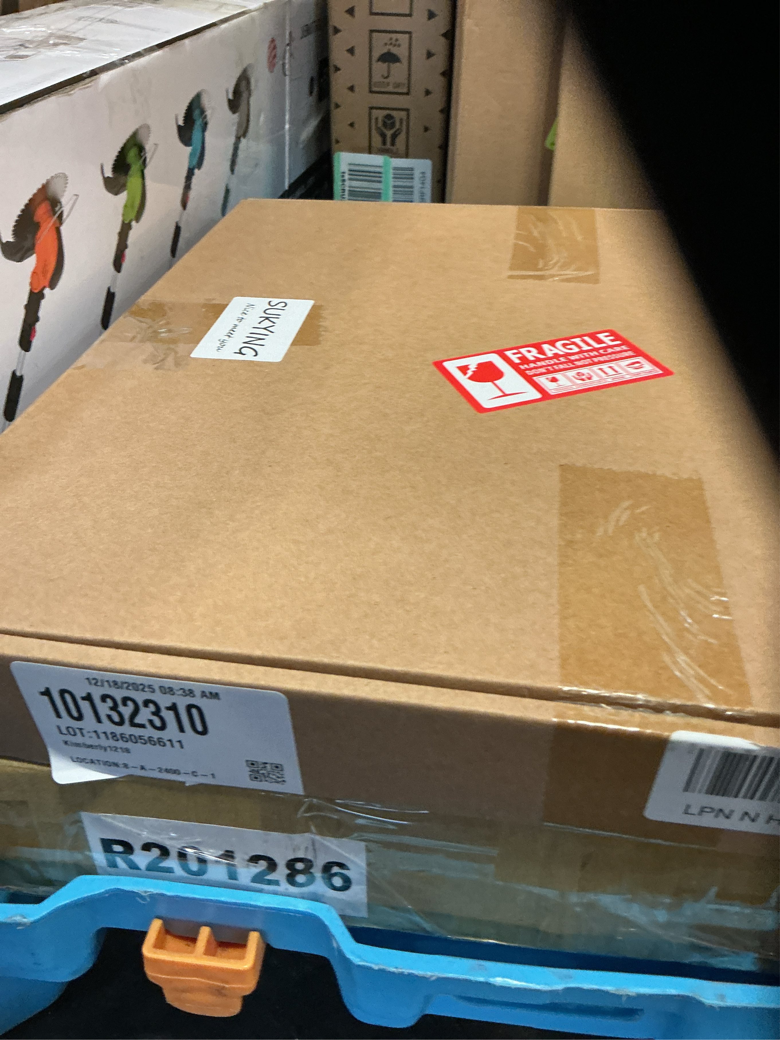 Large Outdoor Clock, Silent Non-Ticking Battery Operated Outdoor Wall Clock, Black Modern Metal Wall Clock for Patio, Porch, Pool Area, Kitchen, Bedroom, Living Room, Farmhouse Decor - 16 Inch