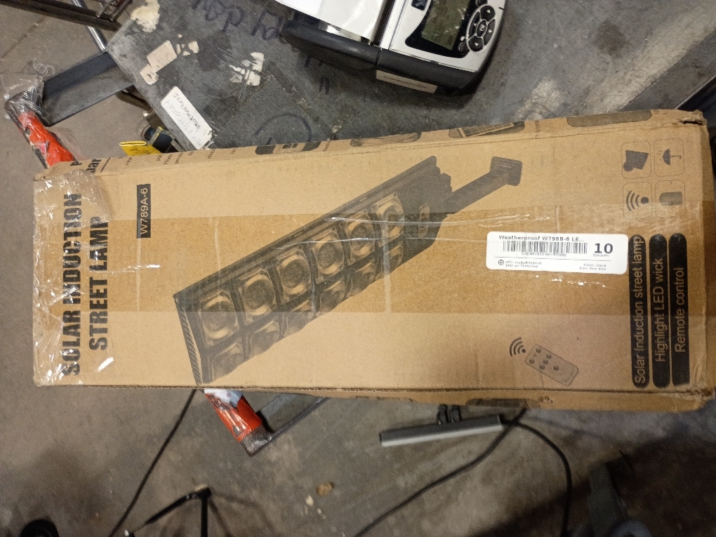 [Ultra-Bright Solar Light] 1/2/4pcs 192/504 LED Solar Street Light - Wide Angle Motion Sensor, Remote Control, Dusk to Dawn, Energy-Efficient, Adjustable for Commercial Area, Parking Lot, Yard