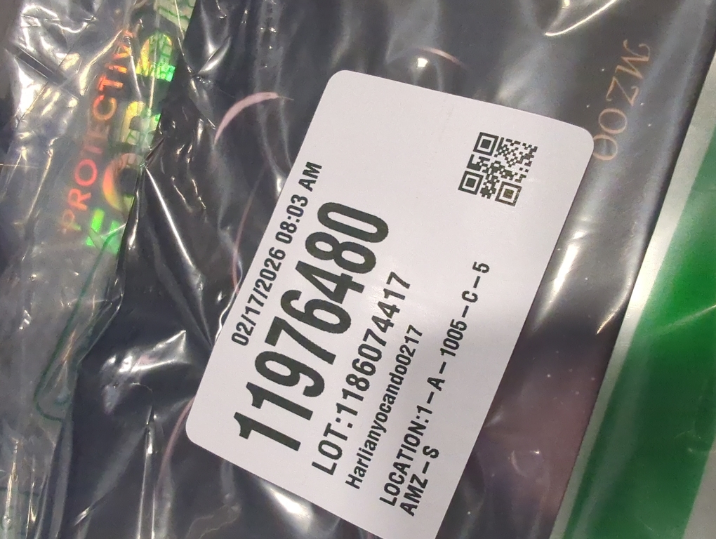 MZOO Luxury Sleep Eye Mask for Side Sleeper Men Women, Zero Eye Pressure 3D Sleeping Mask, Light Blocking Patented Design Night Blindfold, Soft Eye Shade Cover for Travel, Black