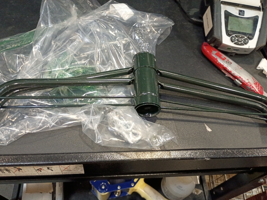 Christmas Tree Bracket Iron,Christmas Holiday Metal Bracket Rubber Pad with Thumb Screw(40cm Green).