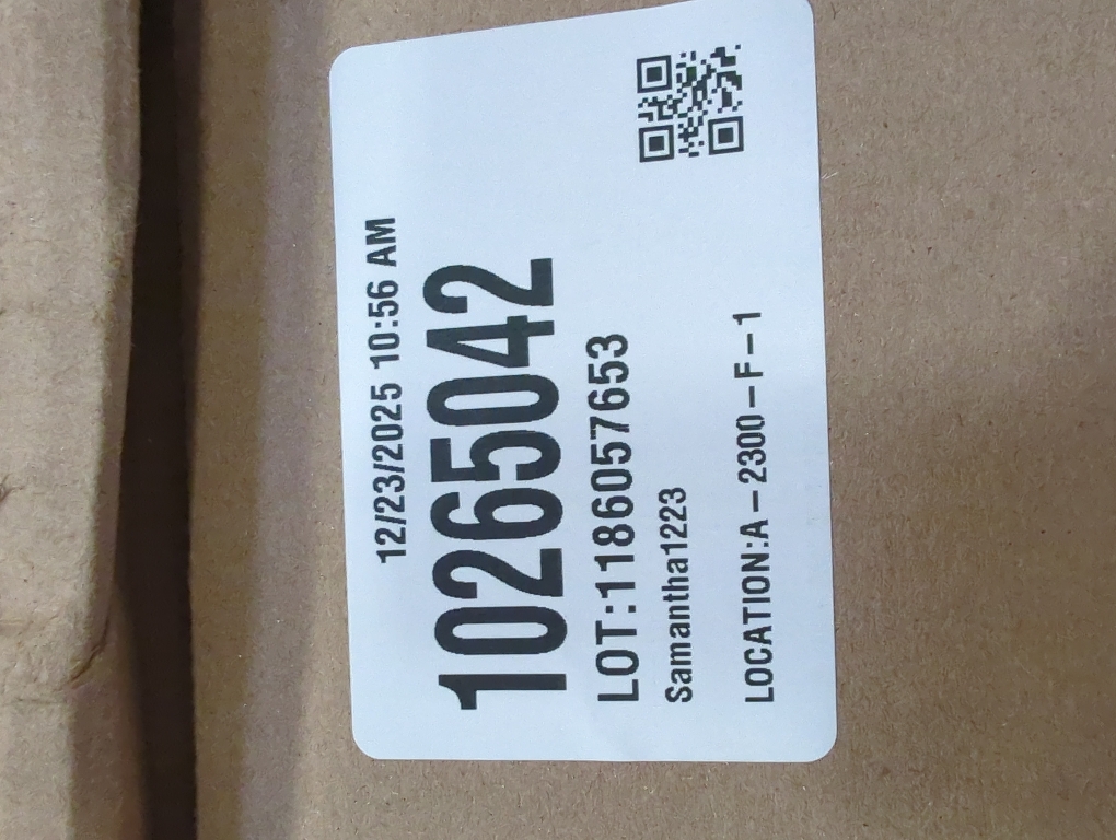 8PCS Door Sill Protector for Tesla Model Y Juniper Door Entry Guard Anti-Kick Full Protect Door Entry Cover for 2025-2026 New Model Y Juniper Interior Accessories(Carbon Fiber Pattern)