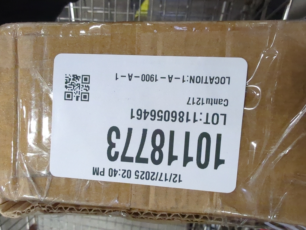 Metal Floating Frame for Canvas Paintings,DIY Canvas Frames with 0.75-0.9 Deep,Floater Frame for Art Prints Wall Decor(24x48,Black)