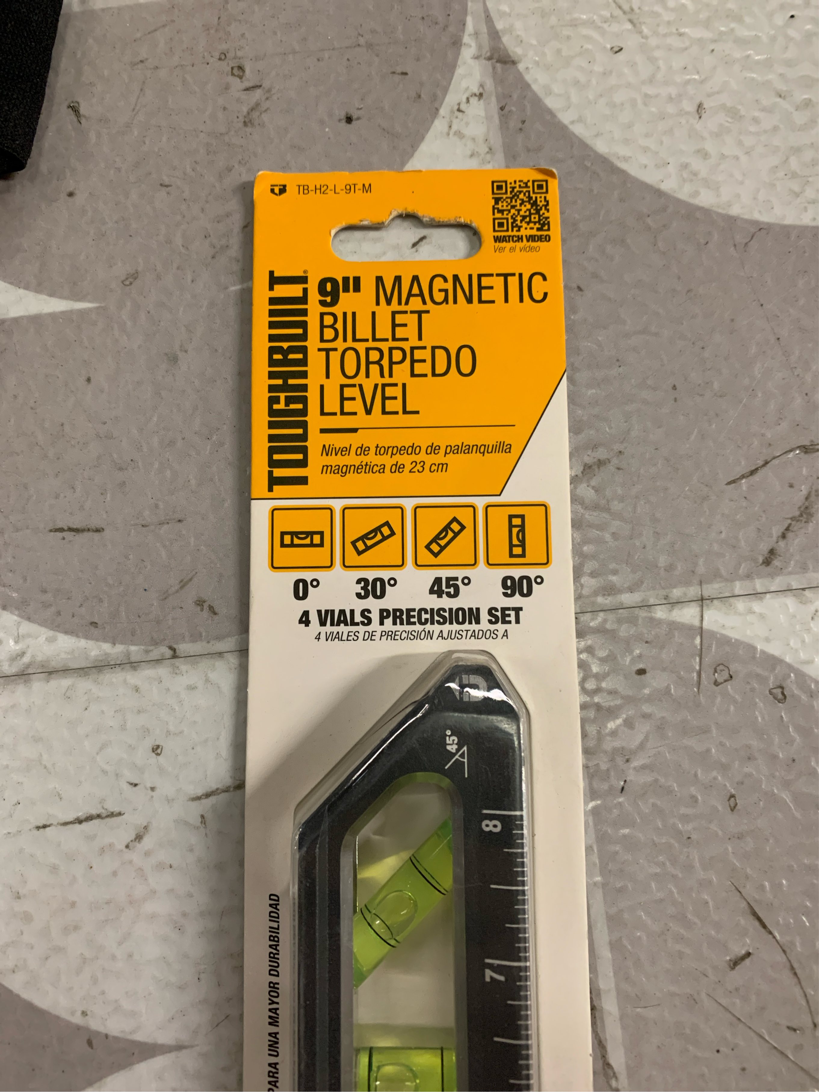 Condition photo showing Good Condition for TOUGHBUILT 9-in Magnetic Level