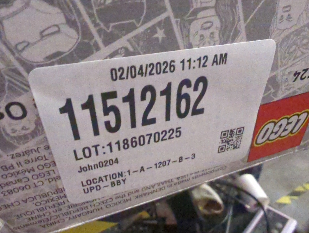 LEGO Marvel Spider-Man vs Oscorp Building Toy 76324