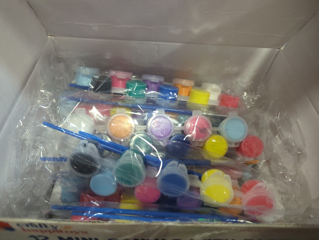 Set of 12 Mini Canvas and Easel Set with 10 Colors Acrylic Paint in Bulk Set of 12 - Kids Art Party Favors & Party Supplies - 4x4 Small Canvases for Painting with Mini Easel - Paint for Kids