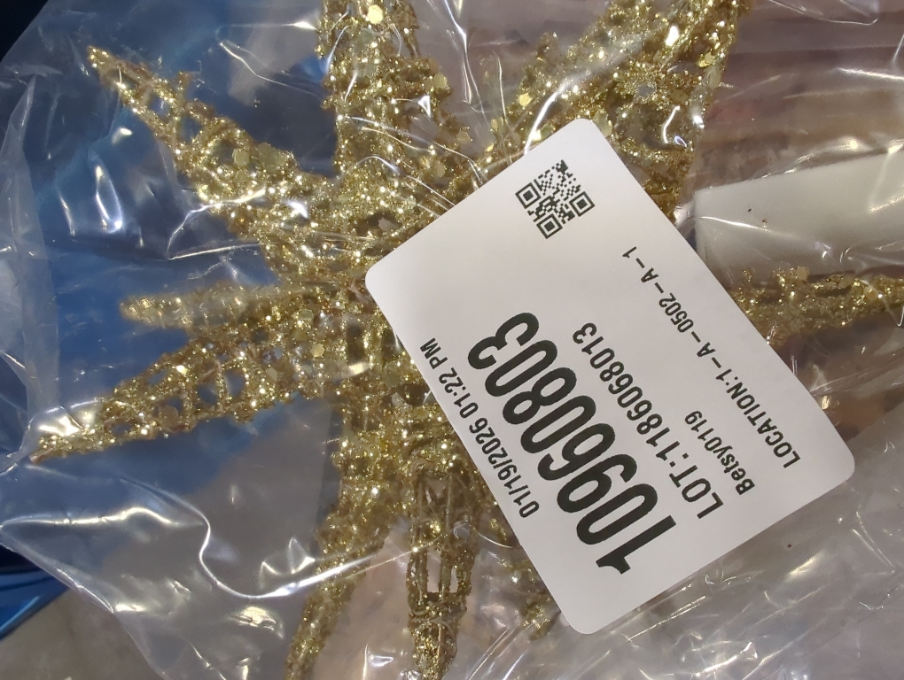 14.5 Falling Star Tree Topper with 30 Dual Color(R) LED Lights