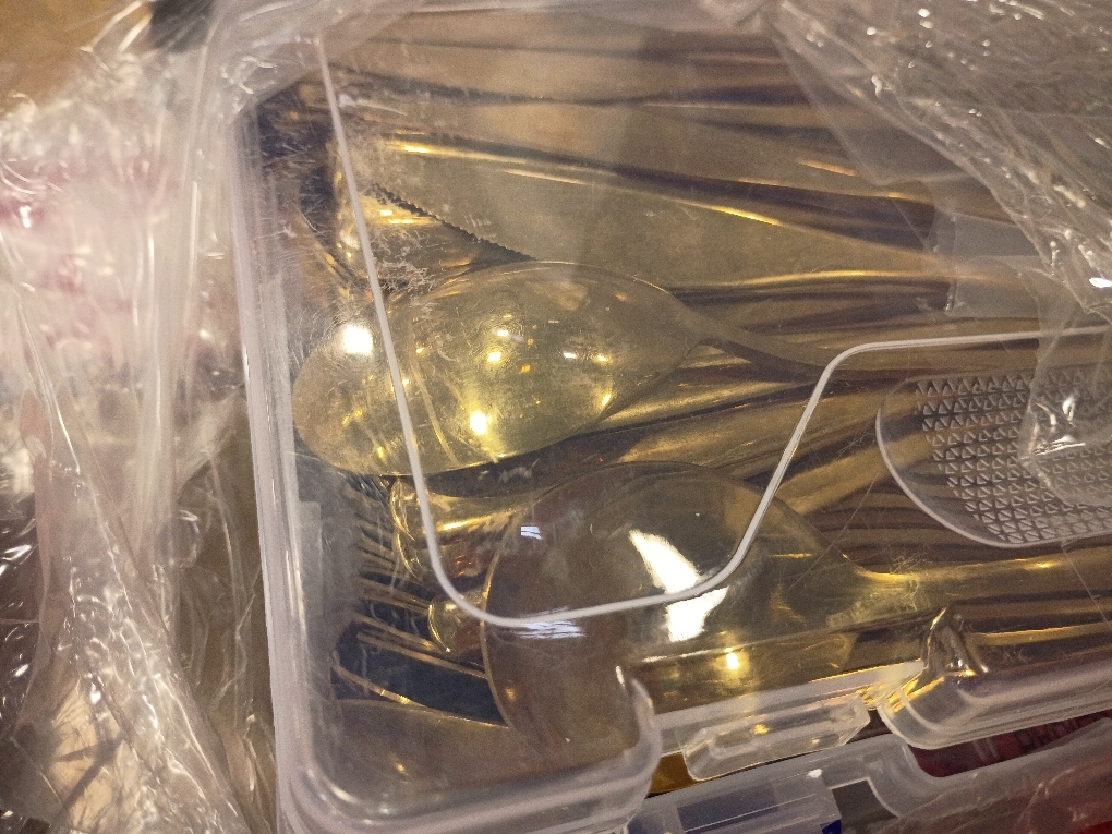 240 Pcs Gold Silverware Set for 80 - Stainless Steel Flatware Cutlery Set Include Forks, Knives & Spoons for Wedding Parties, Kitchen, Restaurant - Dishwasher Safe