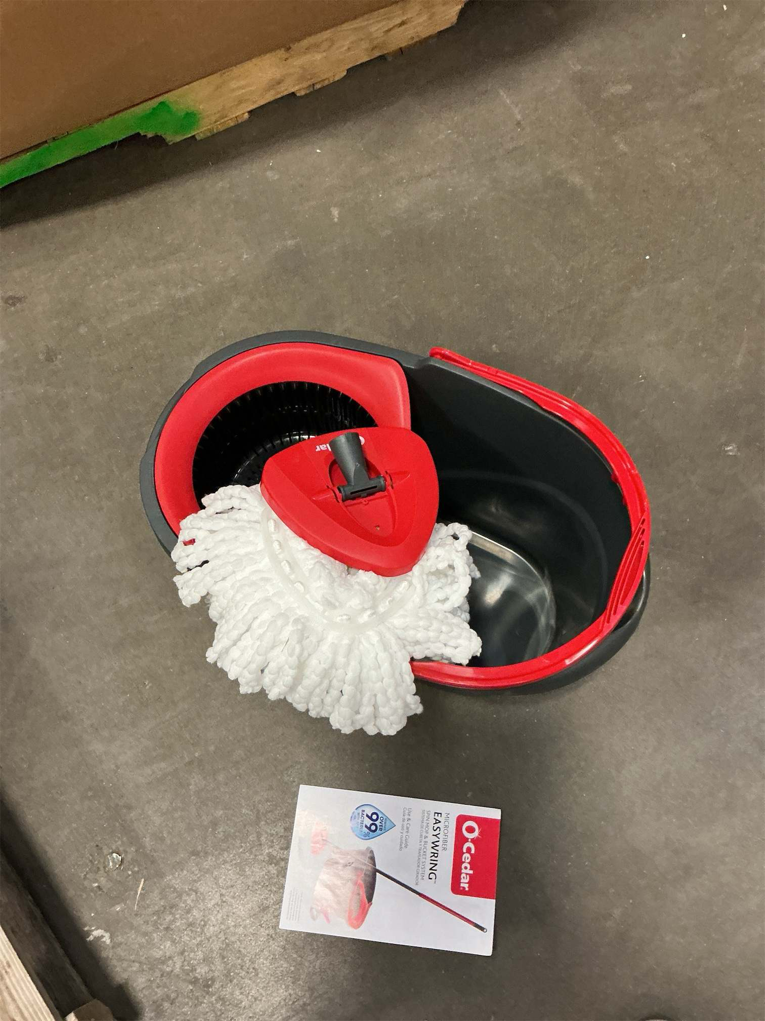 O-Cedar EasyWring Microfiber Spin Mop, Bucket Floor Cleaning System, Red, Gray, Standard