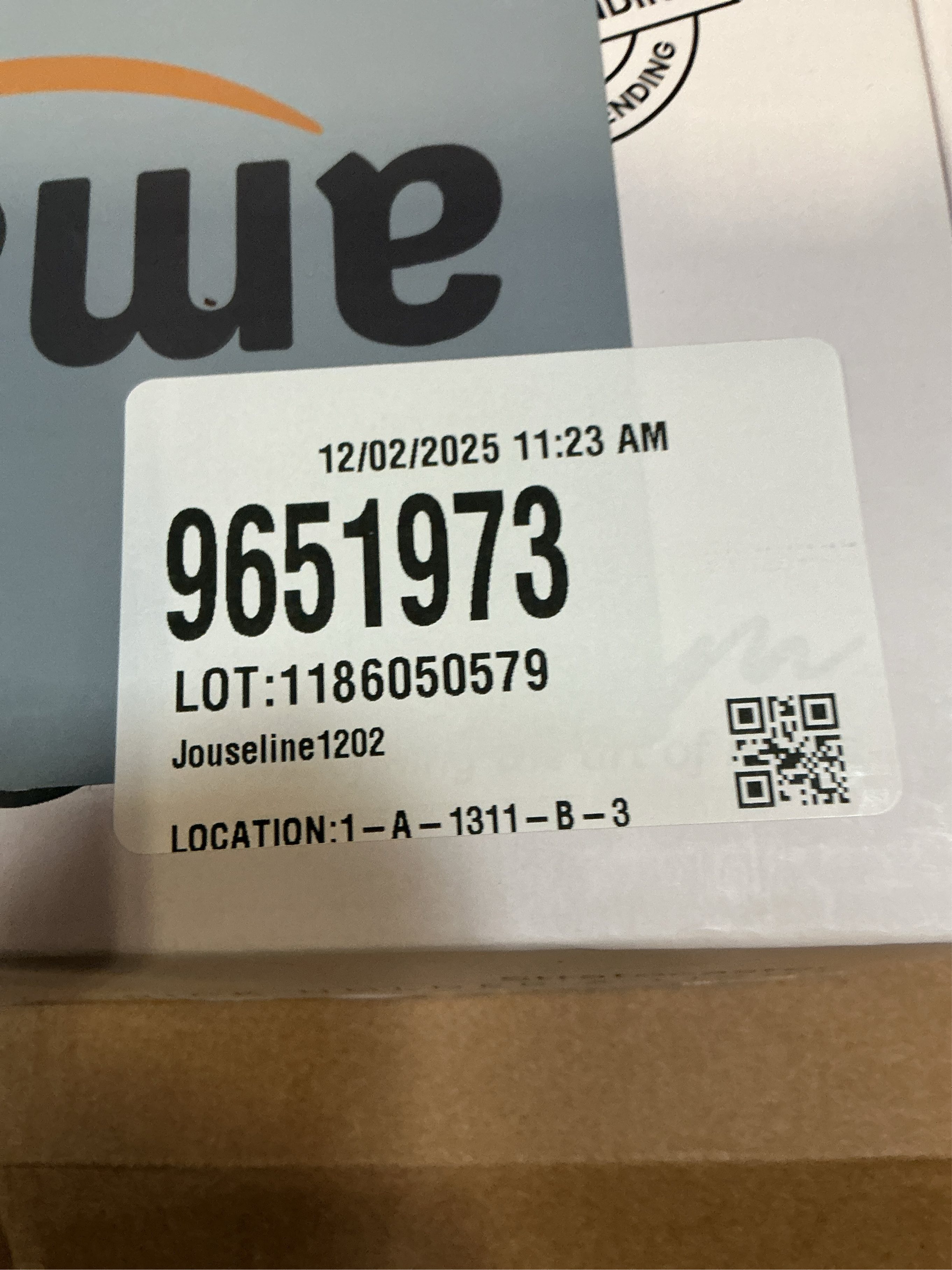 Light Up Guitar Pick Holder – 7-Color Changing LED Pick Storage Display & Night Light – USB Powered Novelty Room Decor, Holds 6 Picks – Cool Guitar Gift for Men, Musicians & Guitarists