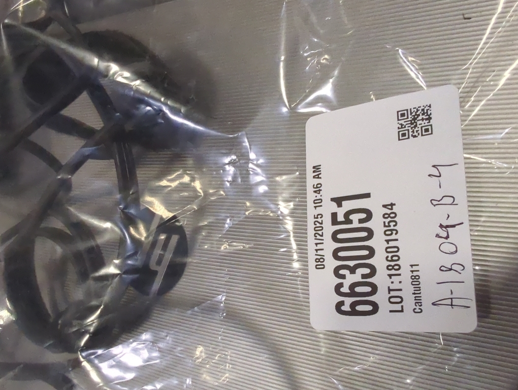 HP Notebook - 14-an012nr With Charger