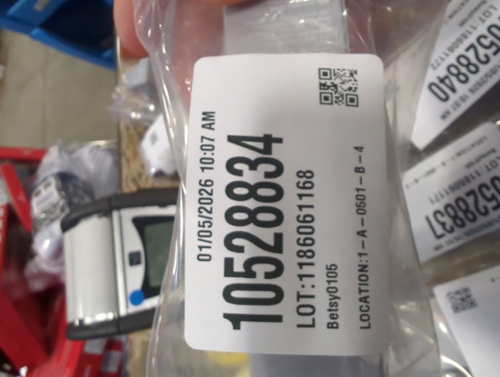 SERUMKIND Pore tightening and Refining Serum Korean Face Skincare - Natural Salicylic acid - Yellowmello Extract 92% -1 fl.oz.