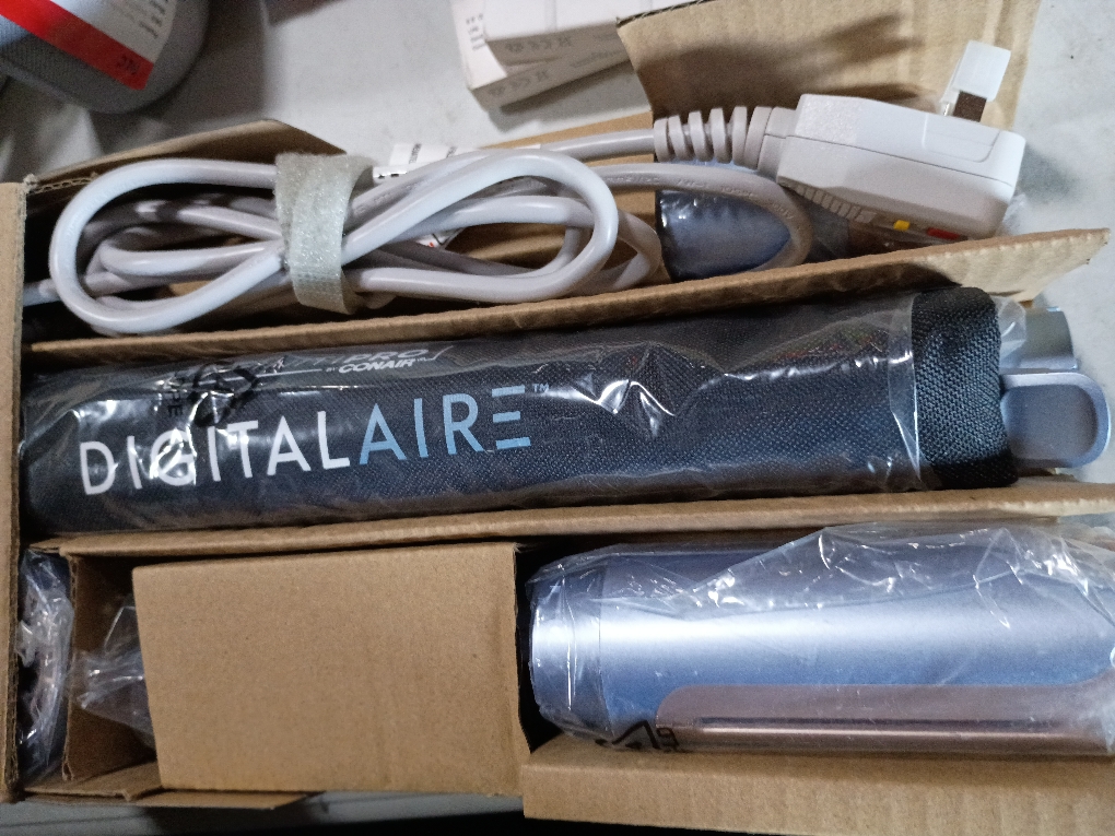 InfinitiPRO by Conair DigitalAIRE Plus Straightener and Bag Multipurpose Hair Styling Tools - 1-1.25