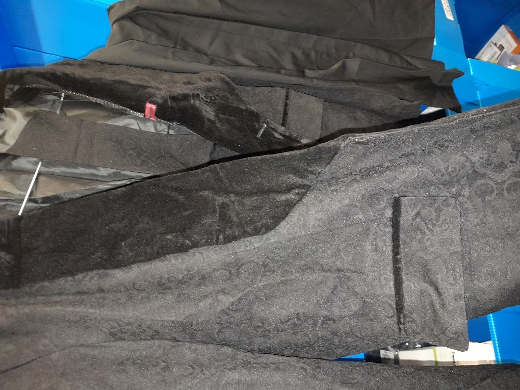 COOFANDY Men's Velvet Blazer One Button Velour Tuxedo Jacket Notched Lapel Suit Jackets with vest and pants  for Prom Wedding Party Dinner Size medium 3 pieces