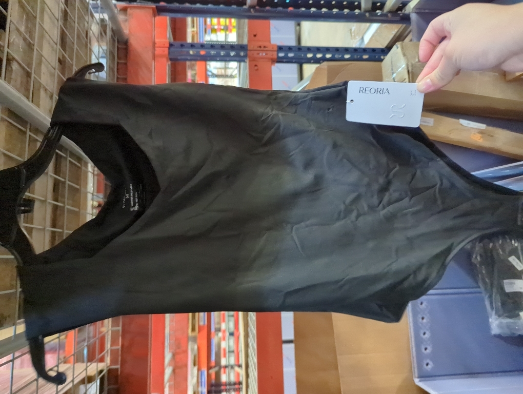 Size M REORIA Butsmooth® Women's Trendy Sexy Casual V Neck Double Lined Sleeveless Slimming Going Out Tank Top Bodysuits