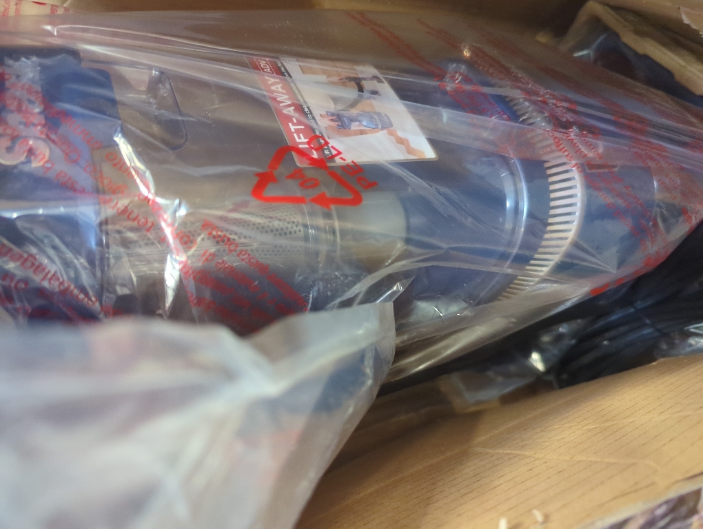 Navigator Lift-Away ADV Upright Vacuum Cleaner