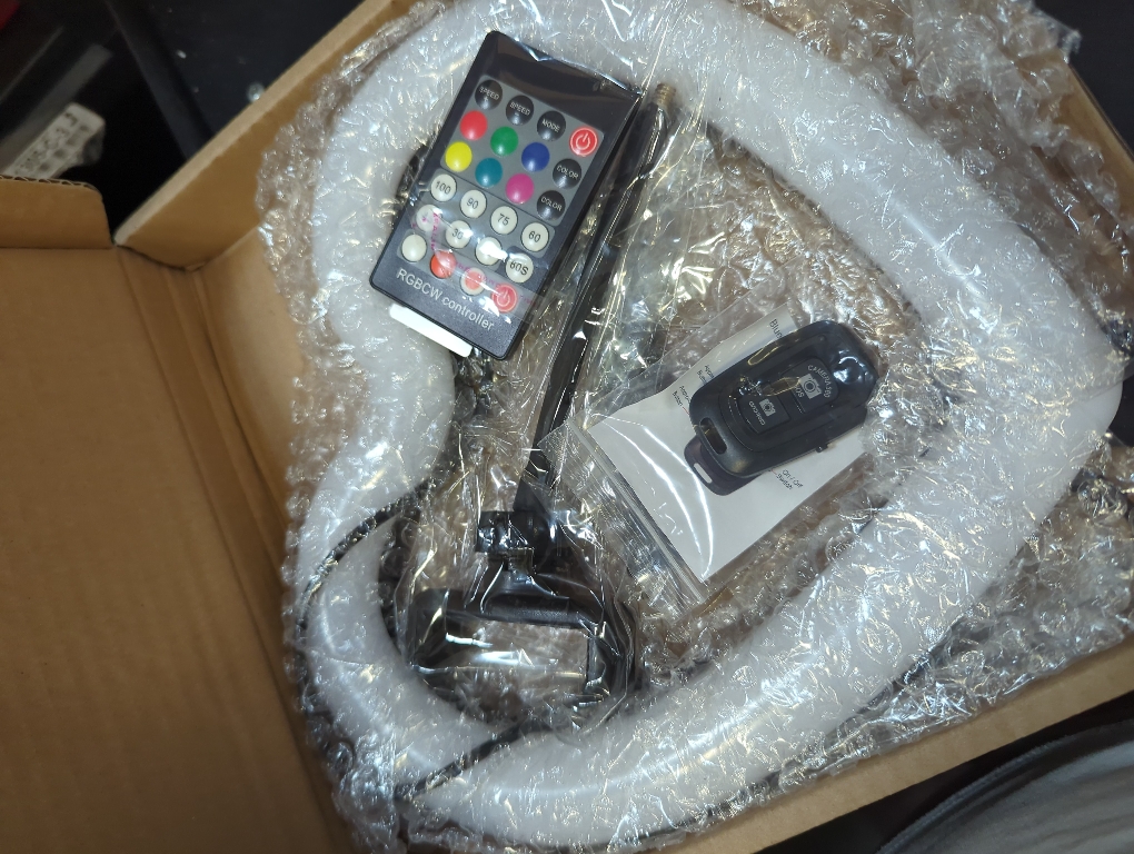 Sunpak 10 Rainbow Heart-Shaped Vlogging Kit