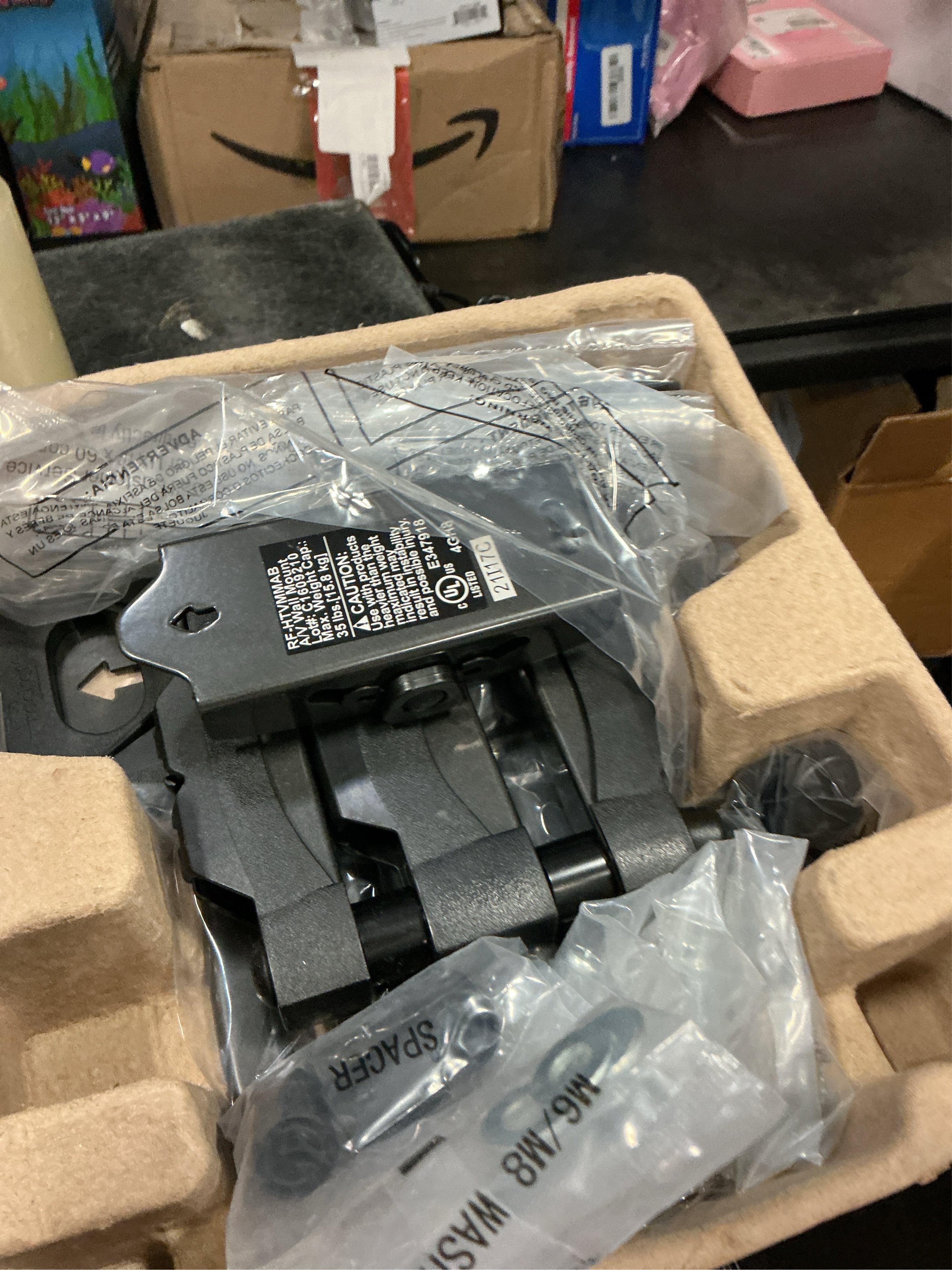 Rocketfish - Full-Motion TV Wall Mount for Most 19 - 39 TVs - Black