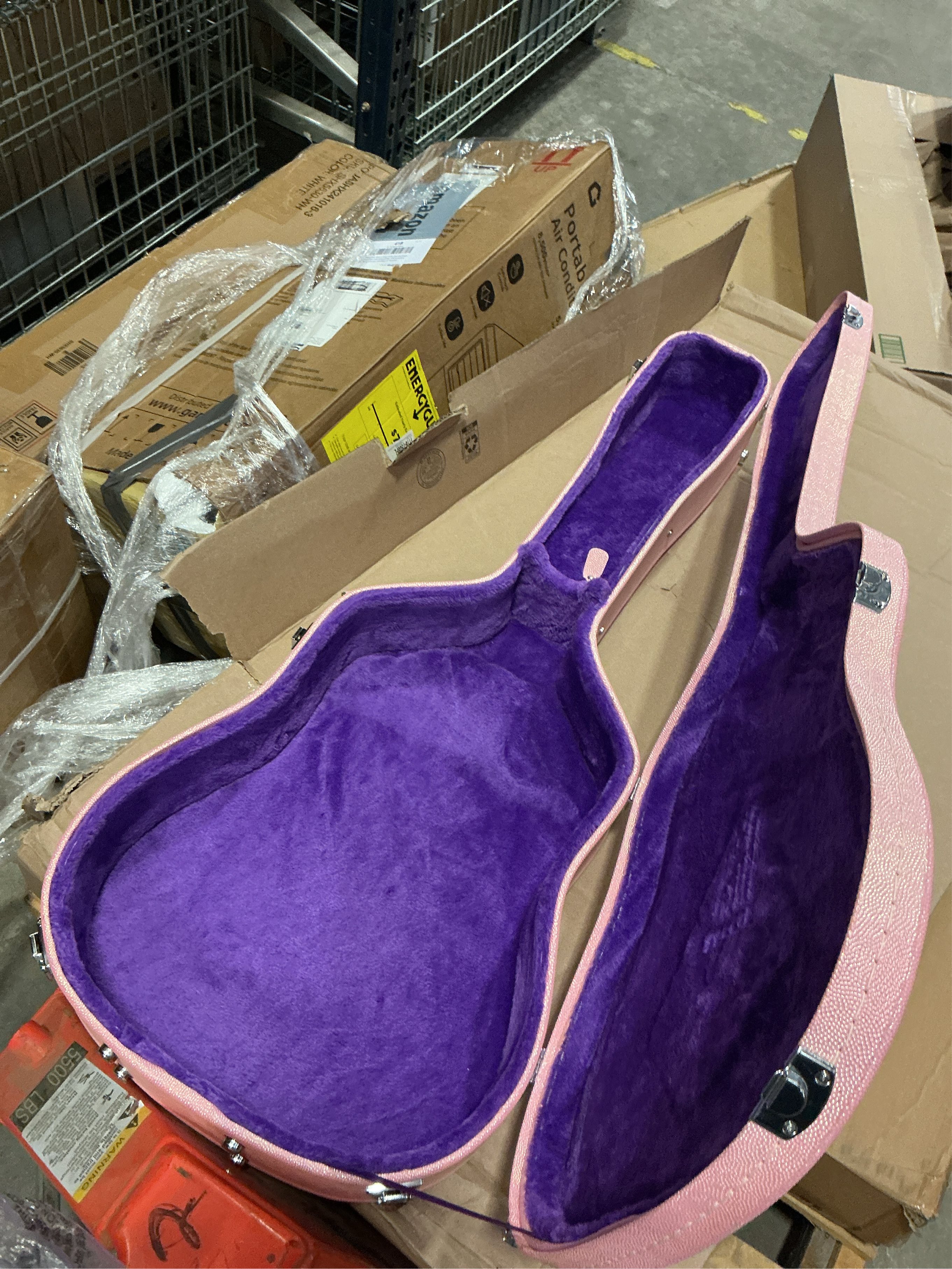 Gator Cases GWE-DREAD GWE Series 12 String Hard Shell Drednought Guitar Case