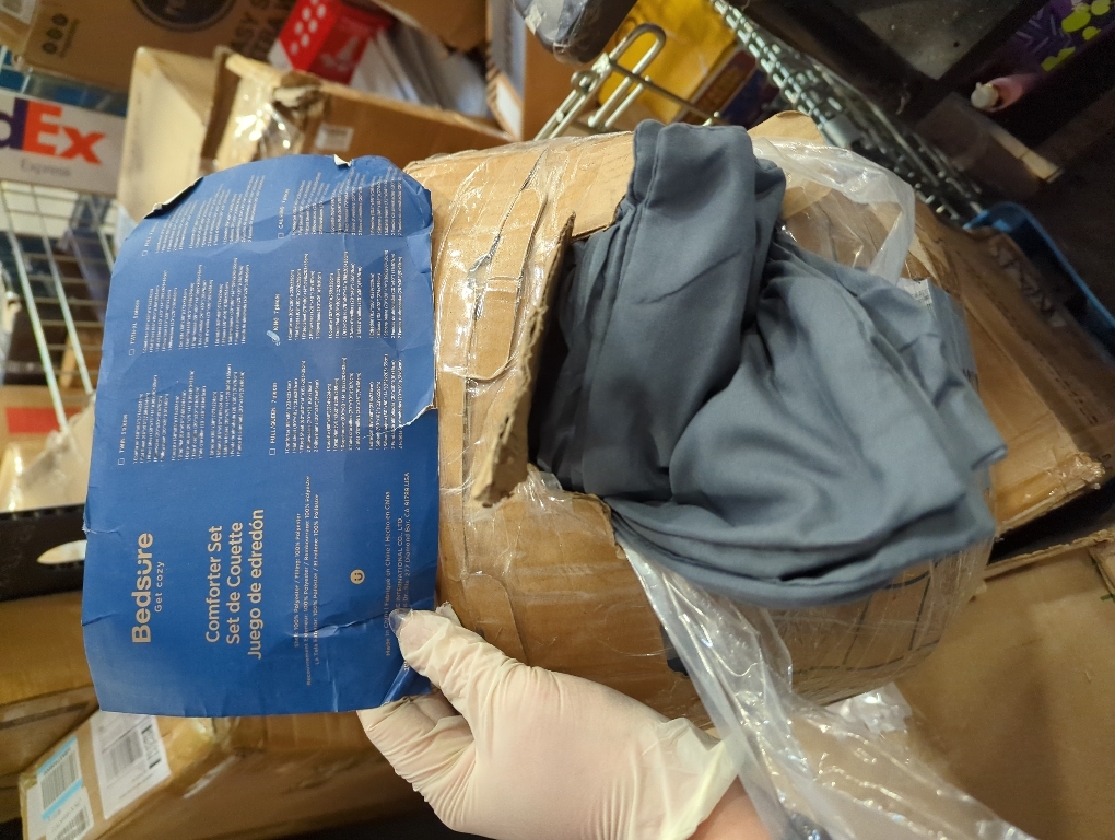 Bedsure Queen Sheet Set, Cooling Sheets for Queen Size Bed Set, Rayon Derived from Bamboo, Breathable & Soft, Deep Pocket Up to 16, Hotel Luxury Silky Bedding for Hot Sleepers, Dark Grey