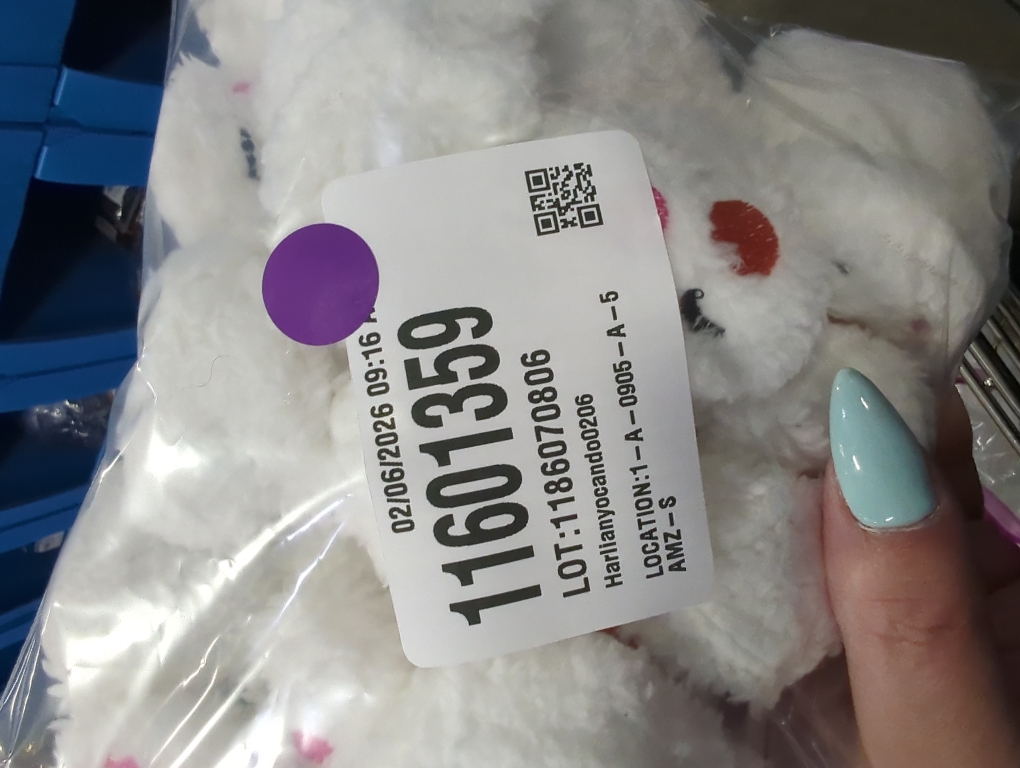 Yunsailing 24 Pcs Soft Snowball Fight Set Indoor 3 Inch Plush Snowballs with Faces Fun Snowmen Balls Winter Fake Snowball Fight for Adults Winter Outdoor Game Party Decorations(Cute)