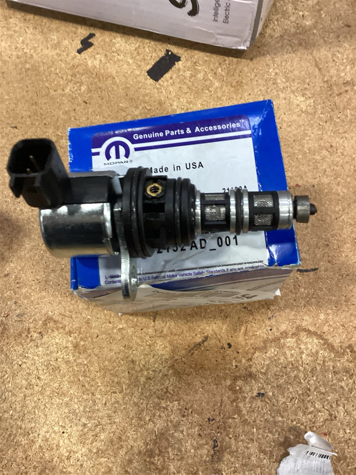 Dorman 916-511XD Patented Multiple Displacement Solenoid Compatible with Select Chrysler/Dodge/Jeep Models (OE FIX)