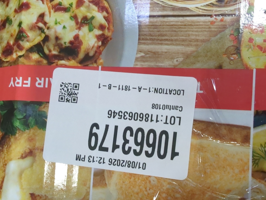 BLACK DECKER Crisp 'N Bake Air Fry Countertop Convection Toaster Oven, Medium Capacity, 4-Slice, 5-in-1, Fits 9” Pizza, 30-Min Timer, Bake, Broil, Air Fry, Toast, Keep Warm, Stainless Steel