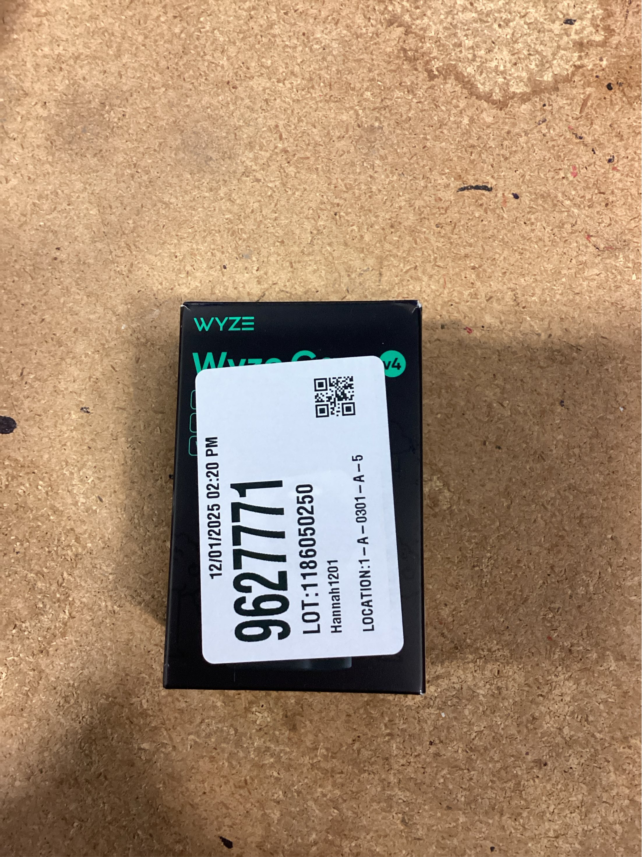 Wyze Cam V4 Plug-in Indoor and Outdoor Smart-Enabled Security Camera