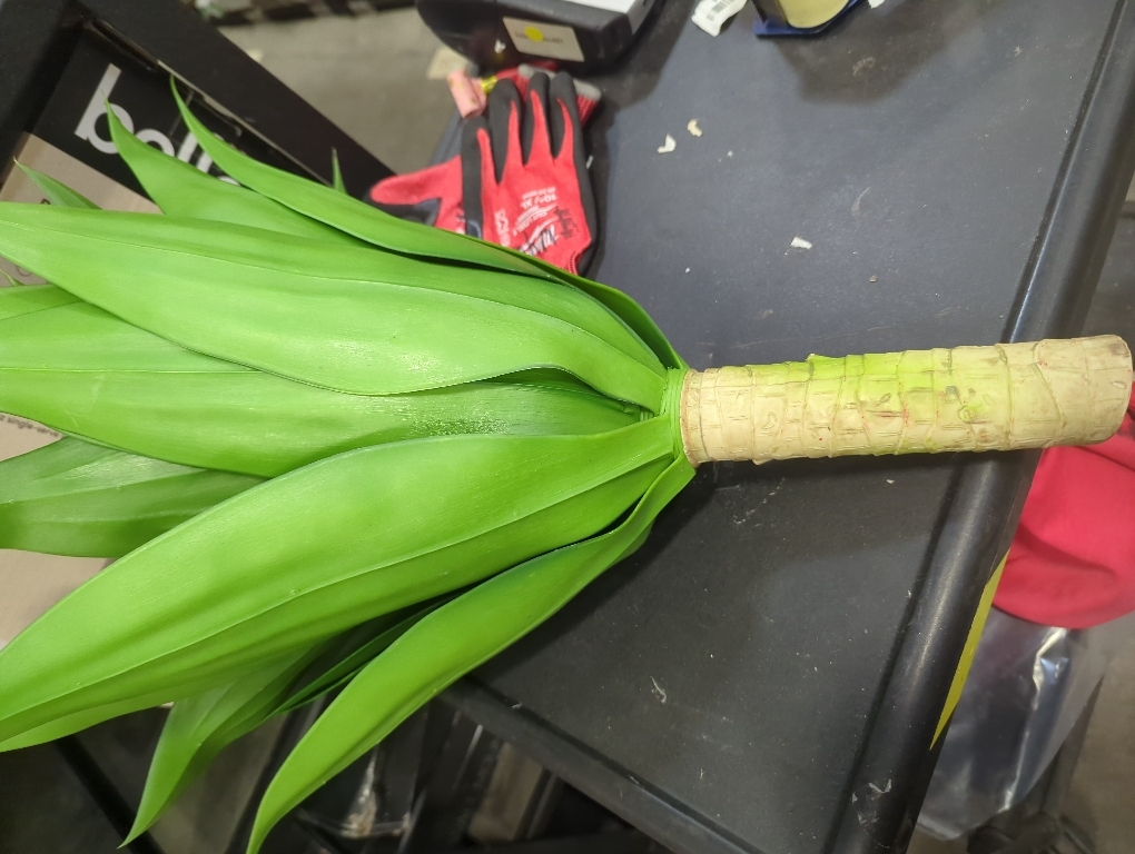 Velener Artificial Agave Plant,18 Inch, Faux Aesthetic Plants for Home Decor, Realistic UV Resistant Fake Agave Plants Without Pot, Set of 1